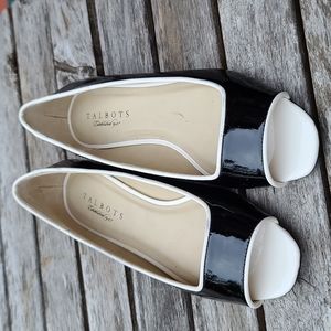 Talbots ladies black patent peep toe flats Sz.7